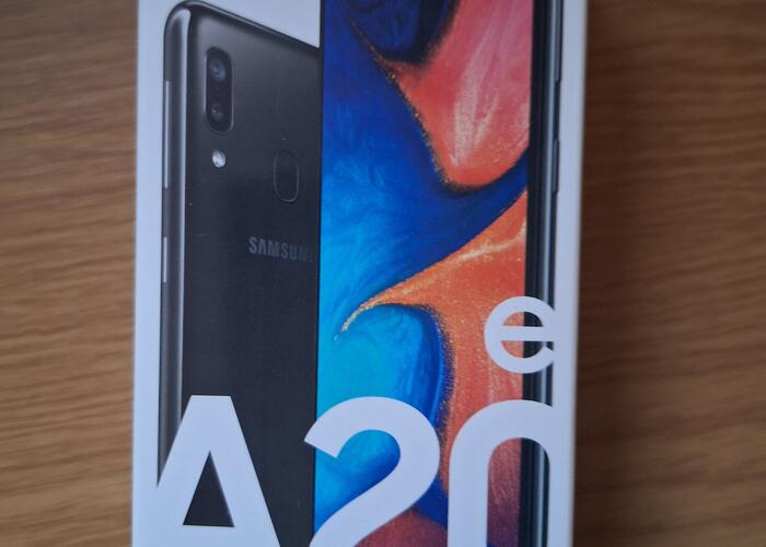 Grajewo ogłoszenia: Sprzedam telefon Samsung A 20e, wszystko sprawne, stan dob