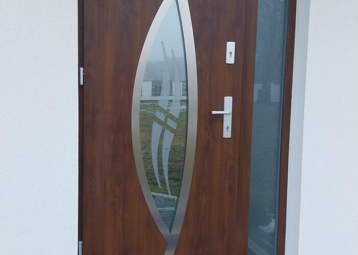 Grajewo ogłoszenia: Sprzedam drzwi 90 prawe - razem z klamka firmy WIKĘD kolor orzech,...