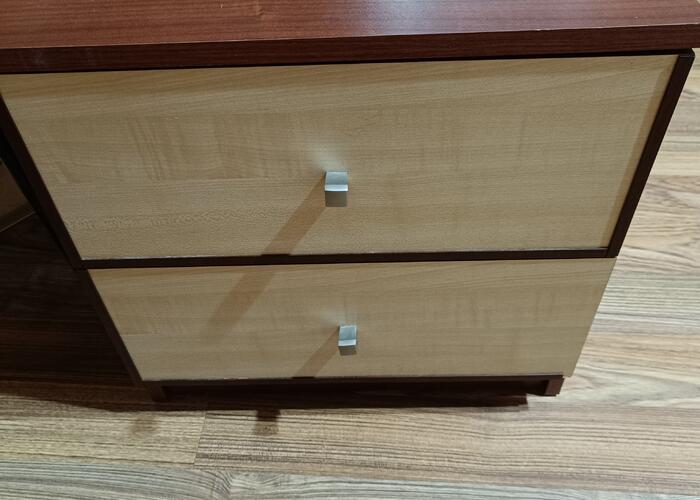 Grajewo ogłoszenia: Sprzedam szafkę nocną, ma rysę na blacie, poza tym stan bdb.