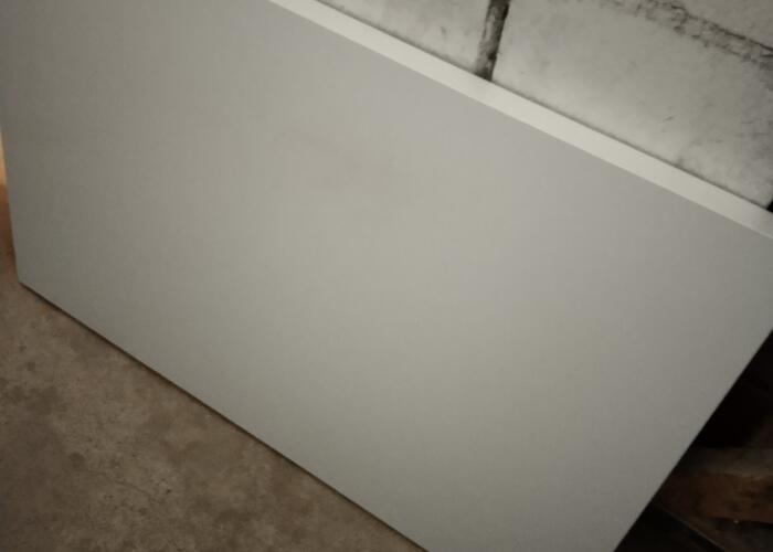 Grajewo ogłoszenia: Sprzedam biały blat do stołu w stanie bdb.rozmiar 90/60 cm.gr.3.8...