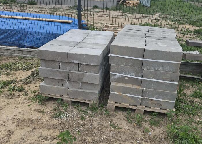 Grajewo ogłoszenia: Sprzedam bloczki fundamentowe 108 sztuk odbiór osobisty Grajewo.