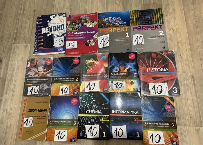 Grajewo ogłoszenia: Sprzedam podręczniki w stanie idealnym niezniszczone. 
Ceny...
